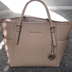 Michael Kors tote